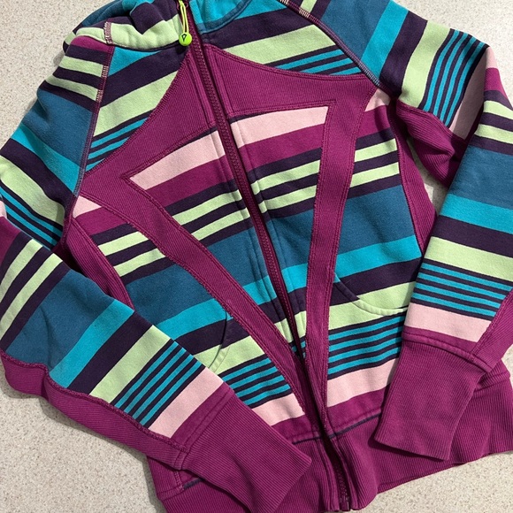 Lululemon IVIVVA - Picture 2 of 4